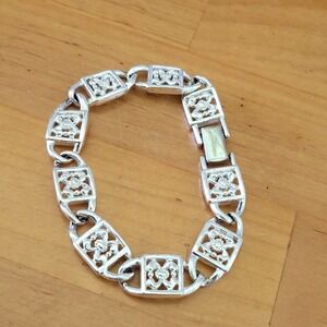 Vintage NAPIER Silver Tone Openwork Floral Square Link Bracelet 21g